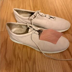 Light Pink-Purple Soul Naturalizer Tennis Shoes NWOB